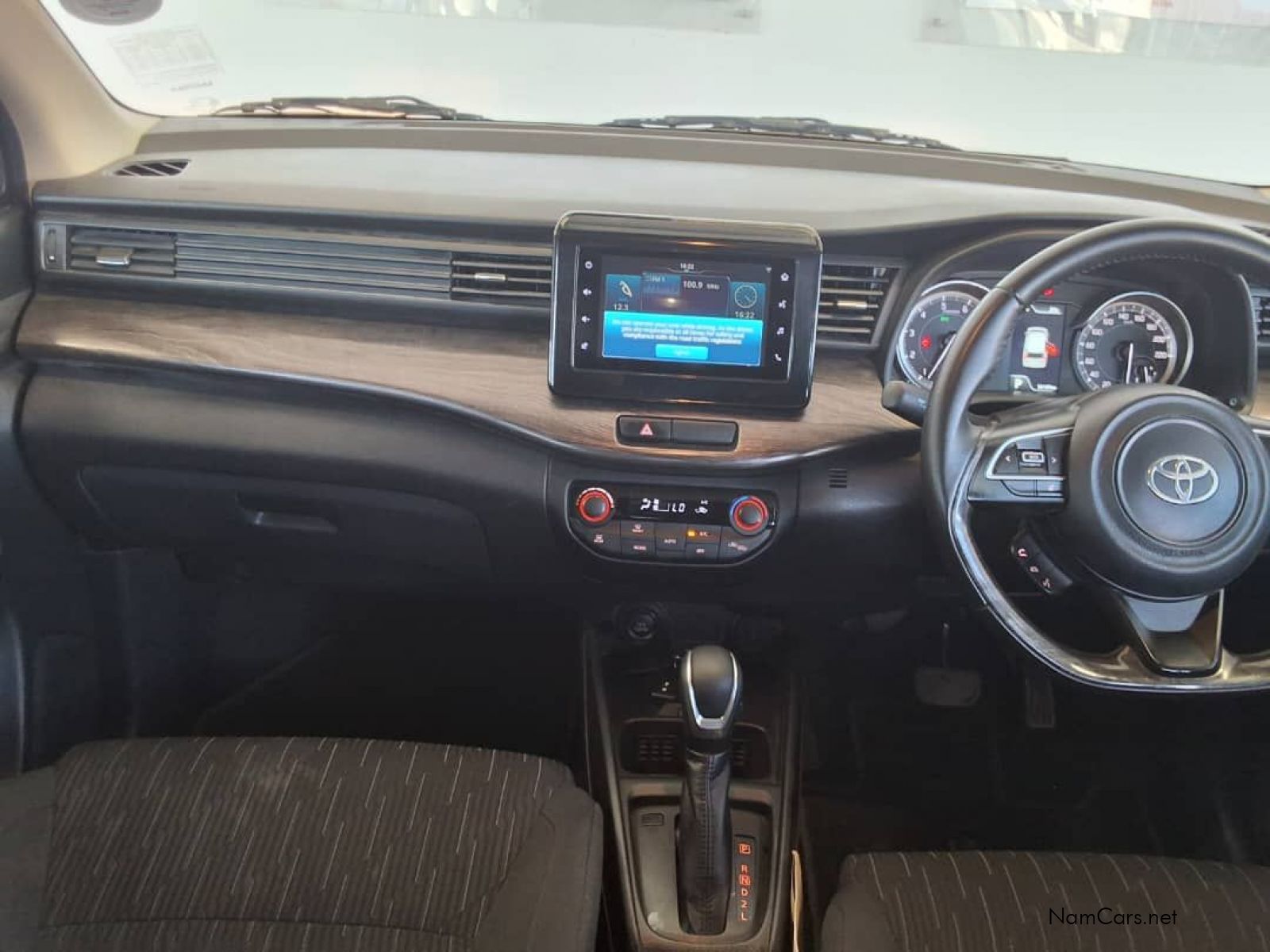 2024 Toyota Rumion photo 6