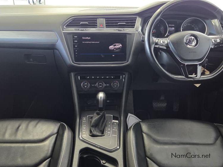2021 Volkswagen Tiguan photo 6