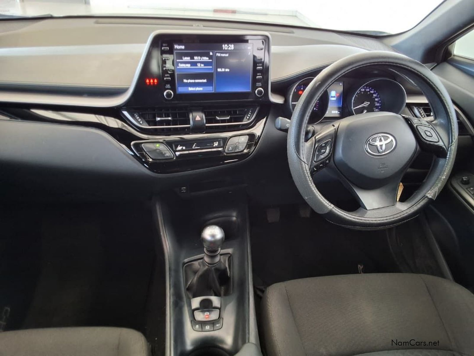 2021 Toyota C-HR photo 3