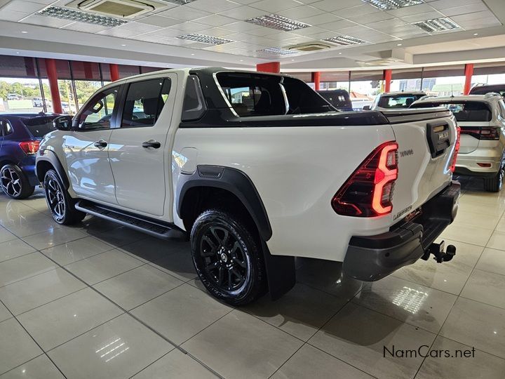2025 Toyota Hilux photo 6