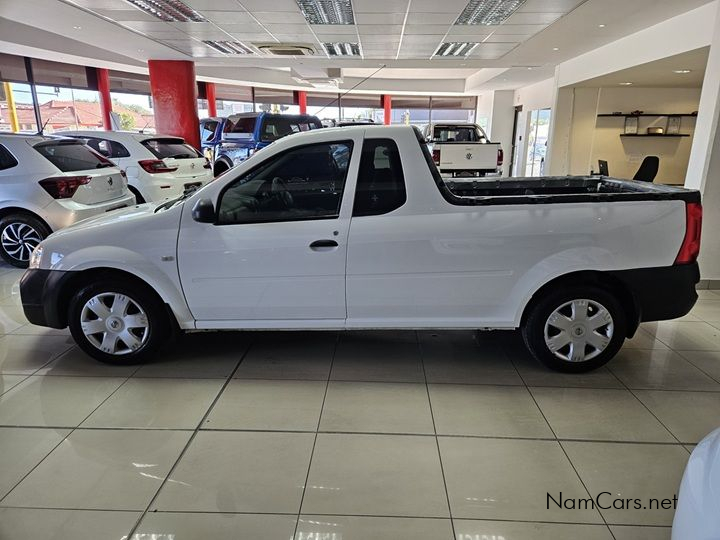 2021 Nissan NP200 photo 7