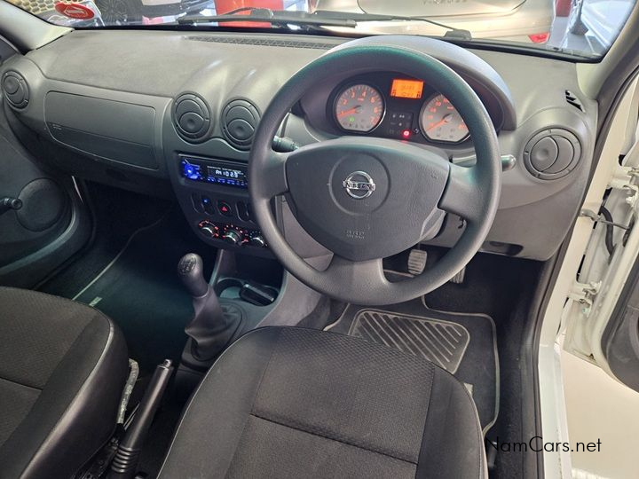 2021 Nissan NP200 photo 8