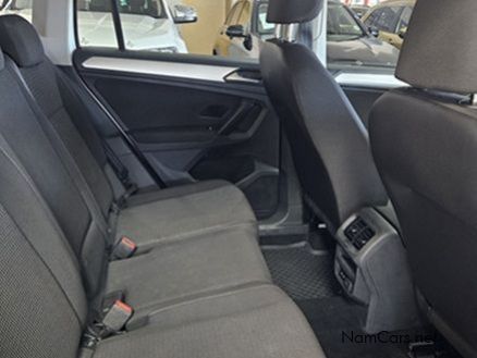 2019 Volkswagen Tiguan photo 9