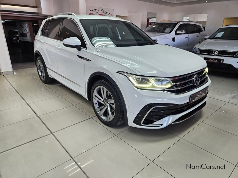 2021 Volkswagen Tiguan photo 1