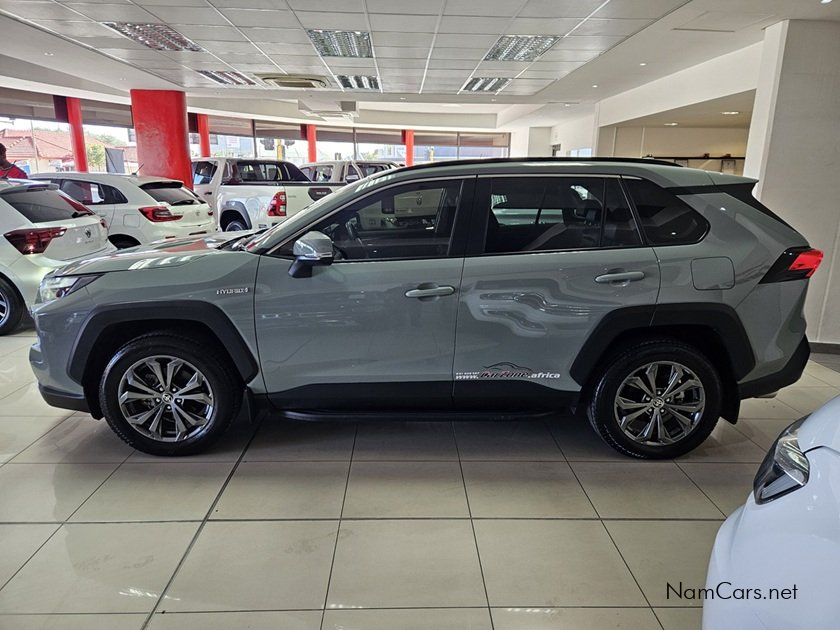 2025 Toyota Rav4 photo 7