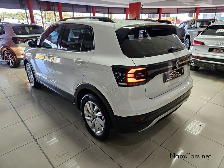2023 Volkswagen T-Cross photo 6