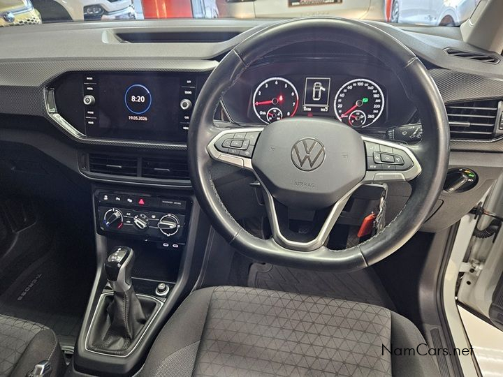 2023 Volkswagen T-Cross photo 8