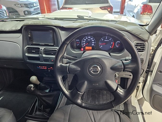 2019 Nissan Hardbody photo 8