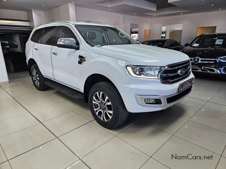 2021 Ford Everest photo 1