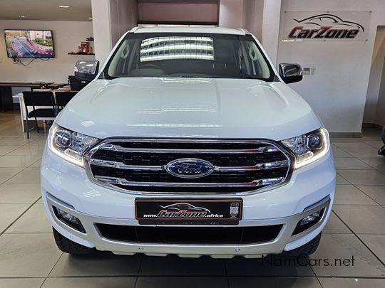 2021 Ford Everest photo 2