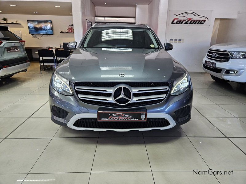 2018 Mercedes-Benz GLC photo 2