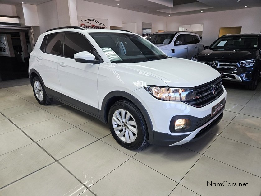 2021 Volkswagen T-Cross photo 1