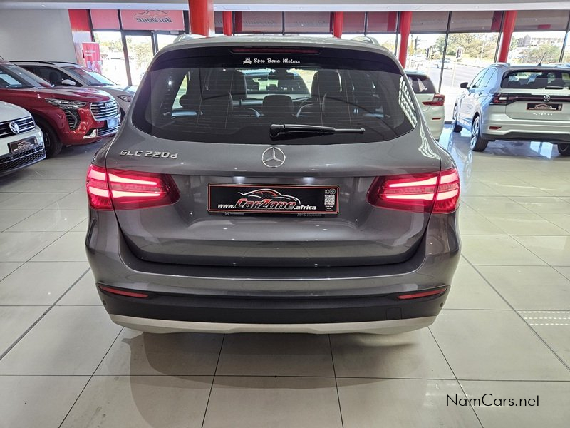 2018 Mercedes-Benz 220 photo 5