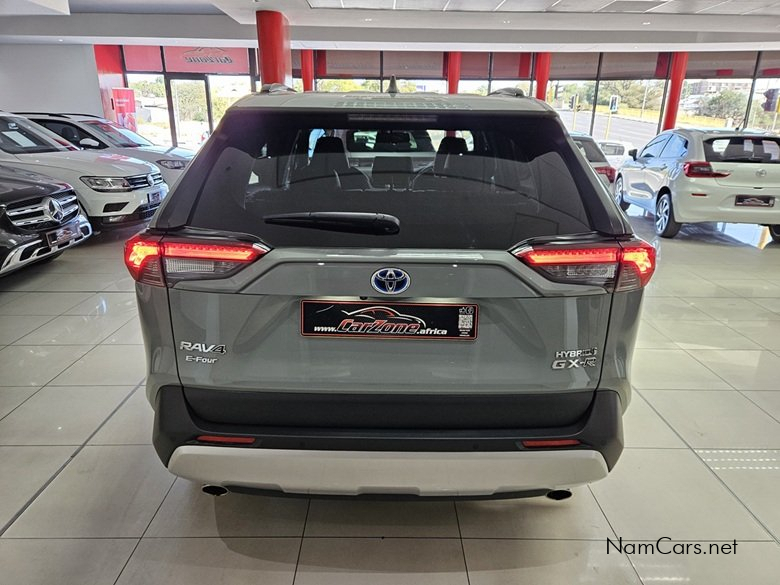 2025 Toyota Rav4 photo 5
