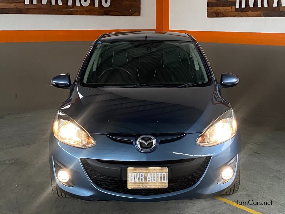 2014 Mazda Demio photo 2