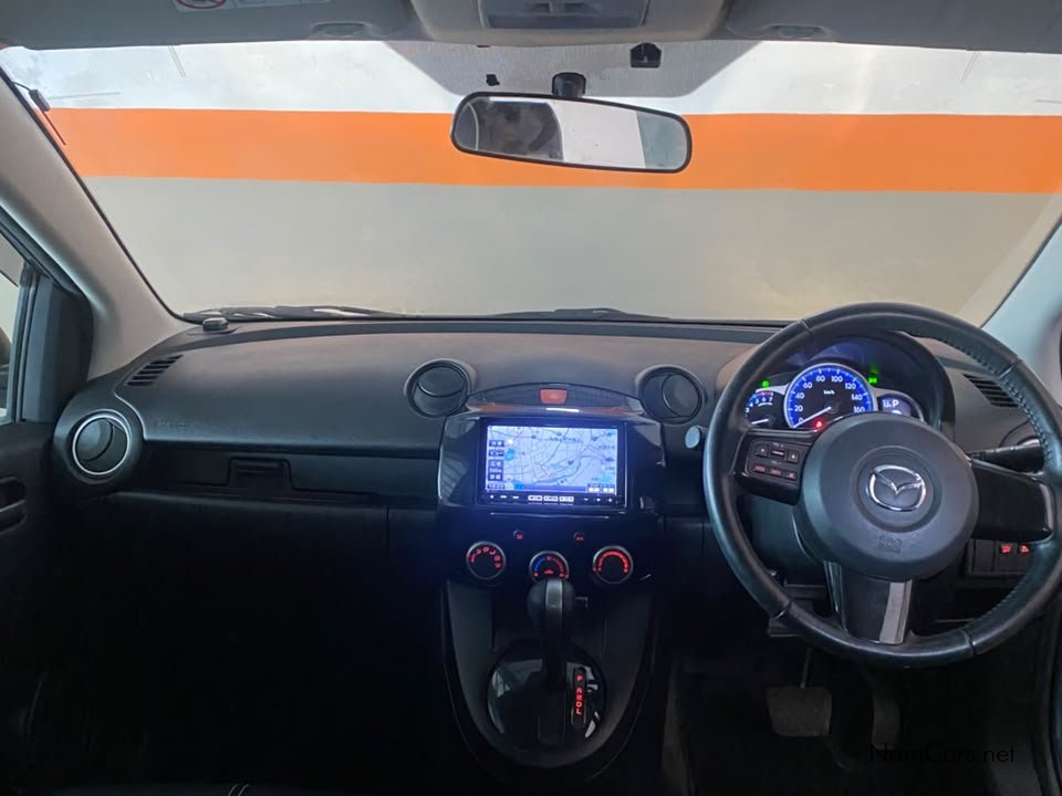 2014 Mazda Demio photo 7