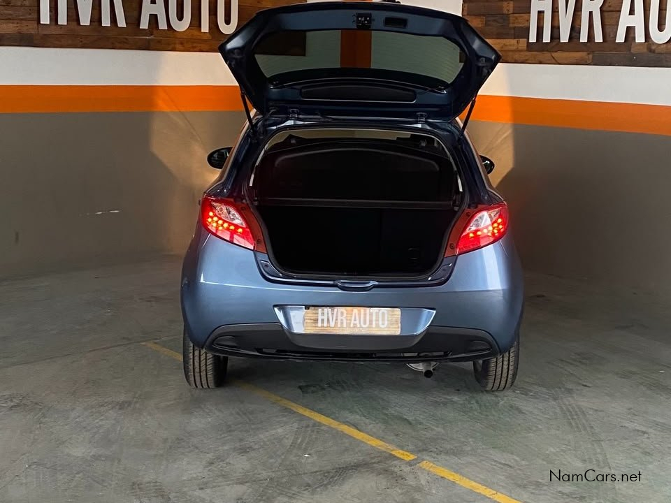 2014 Mazda Demio photo 8
