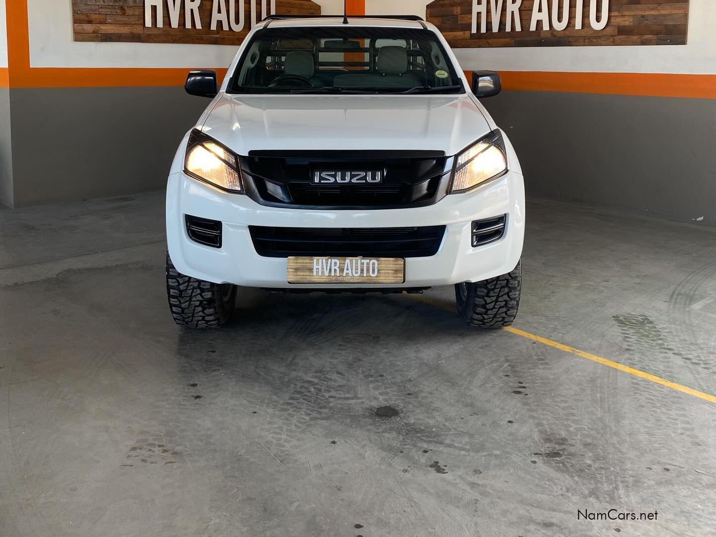 2017 Isuzu KB Series photo 1