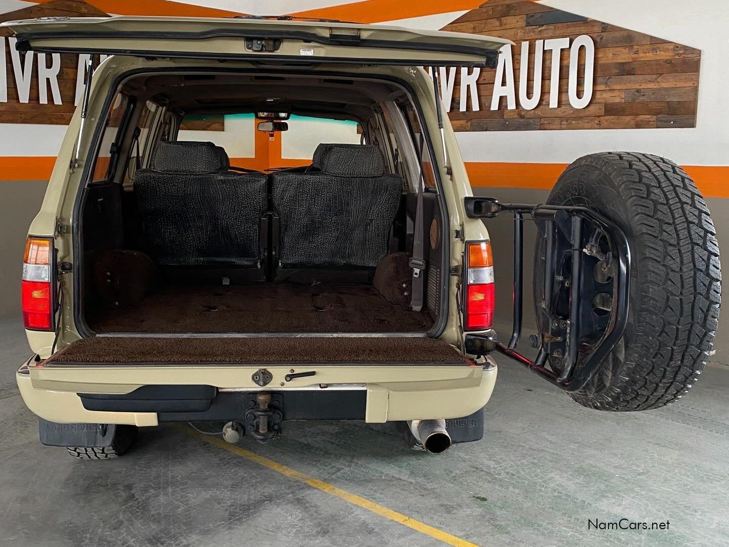 1995 Toyota Land Cruiser photo 7