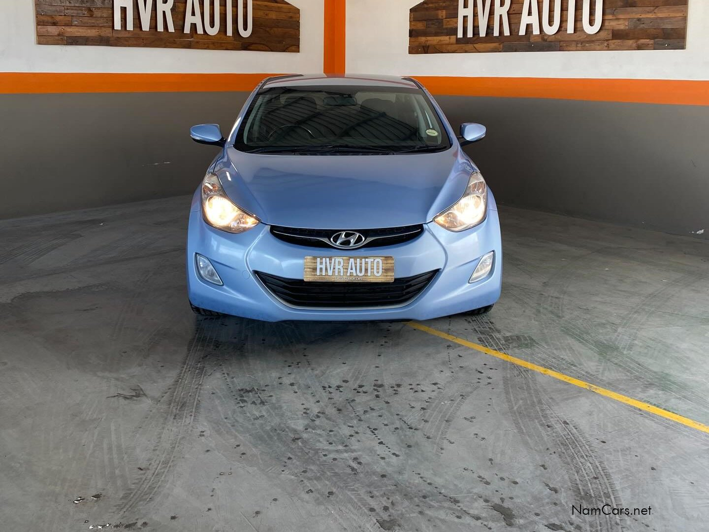 2013 Hyundai Elantra photo 1