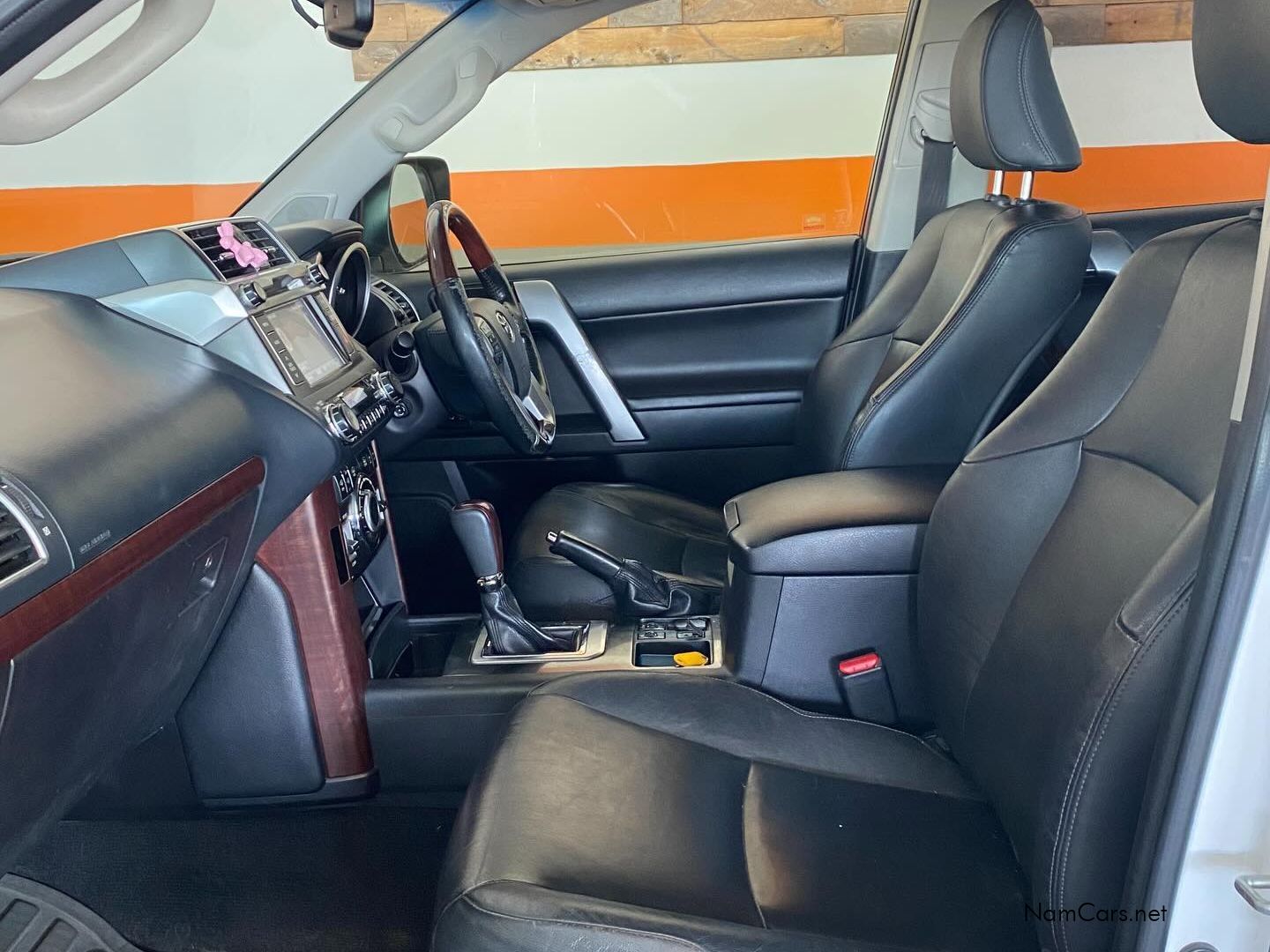 2017 Toyota Prado photo 4