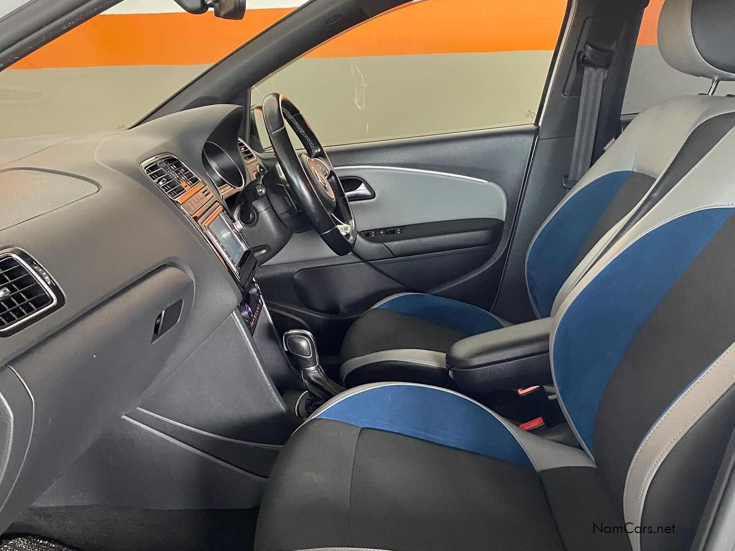 2015 Volkswagen Polo photo 4