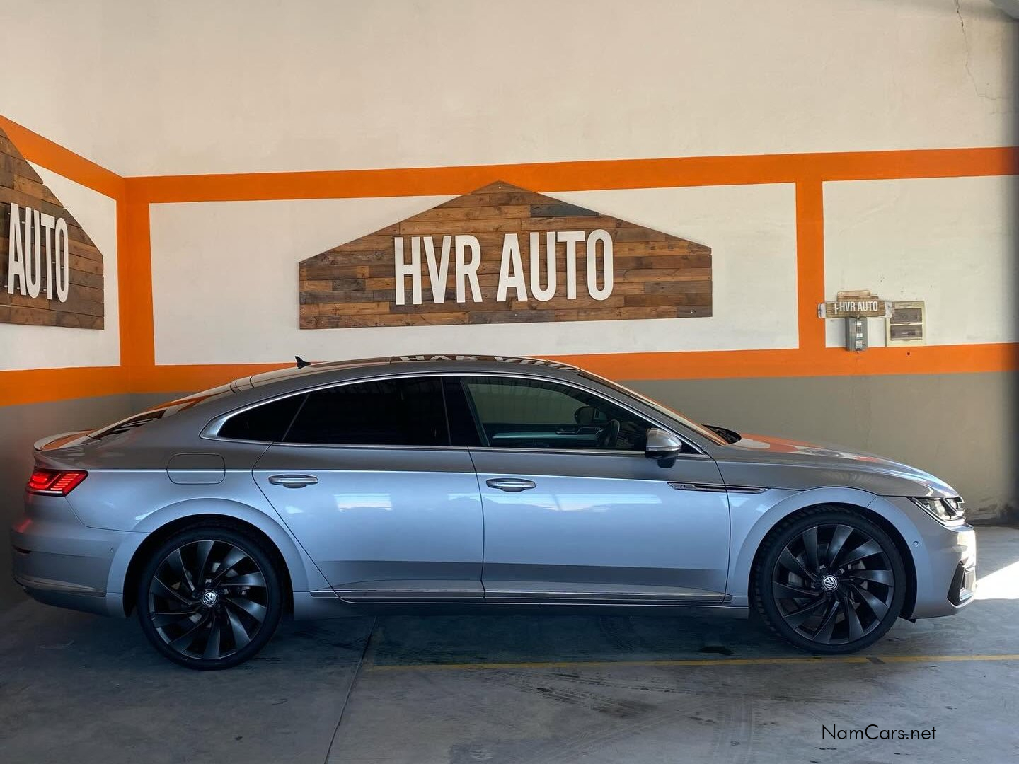 2019 Volkswagen Arteon photo 2