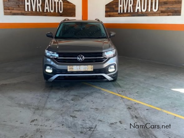 2021 Volkswagen T-Cross photo 1