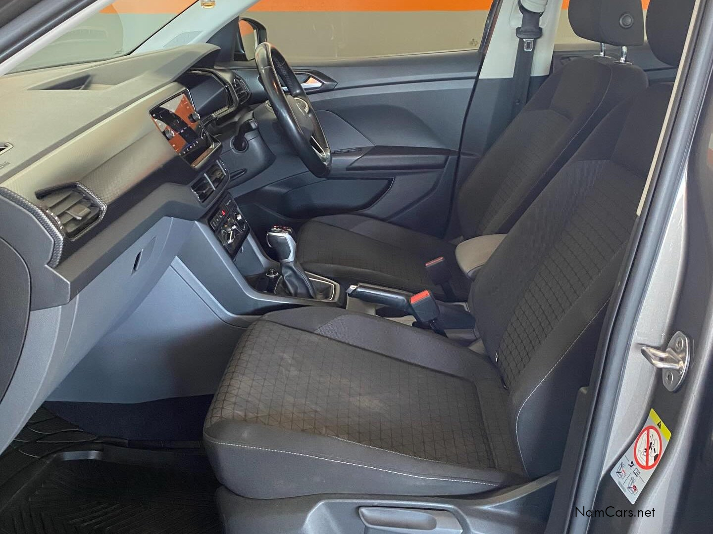 2021 Volkswagen T-Cross photo 4