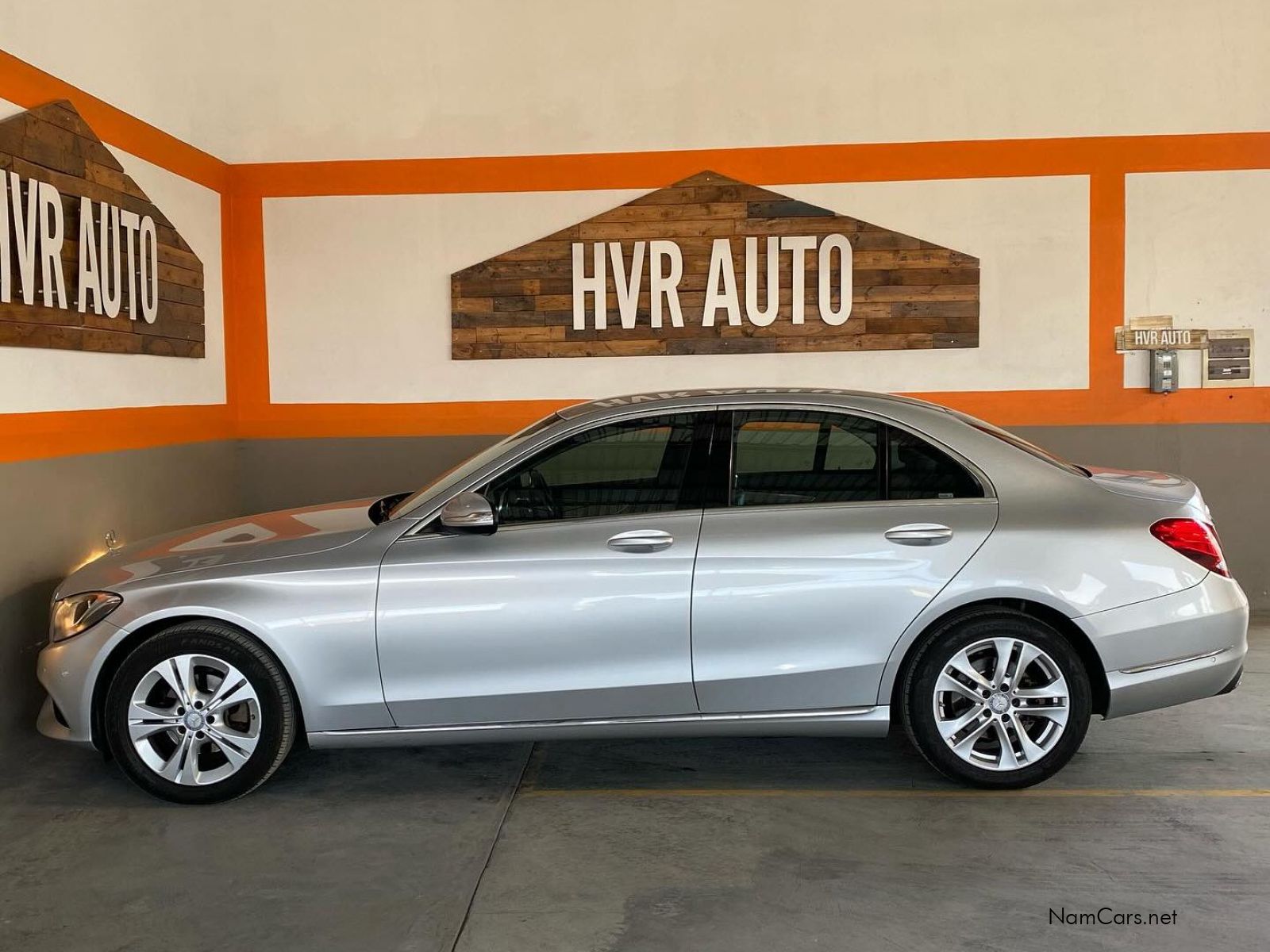 2015 Mercedes-Benz C Class photo 3