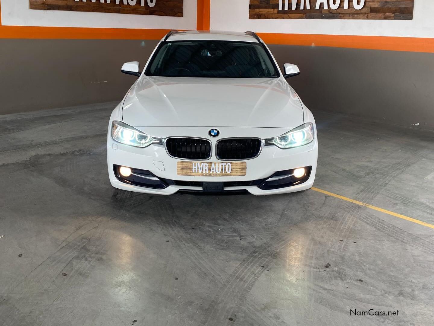2015 BMW 3 Series photo 1