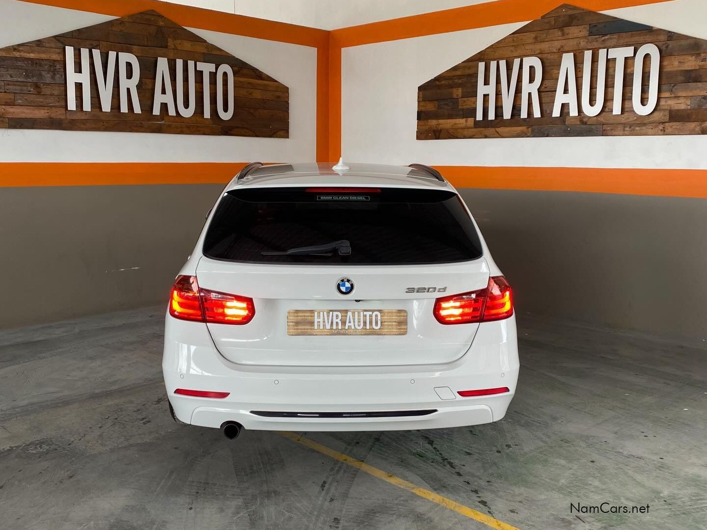 2015 BMW 3 Series photo 8