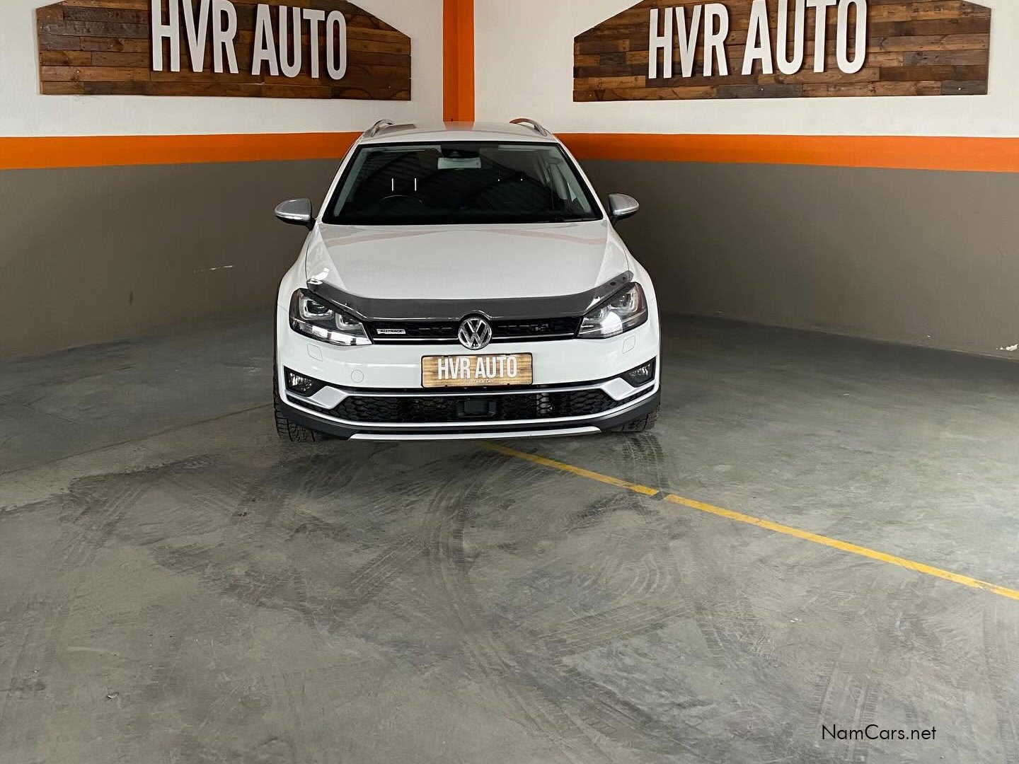 2016 Volkswagen Golf photo 1