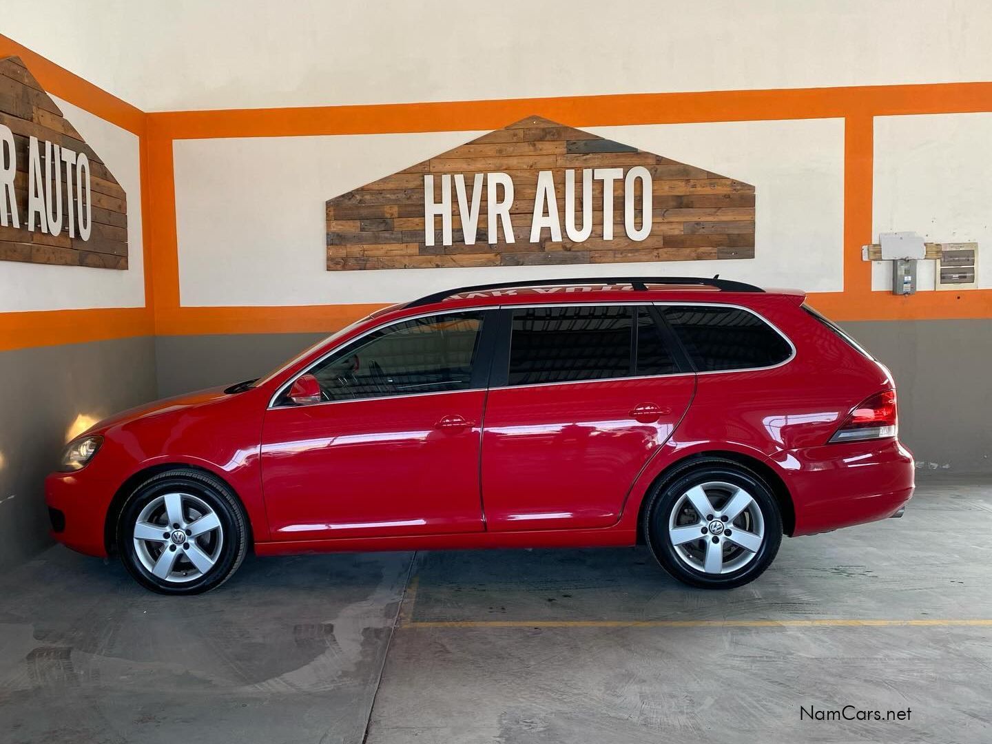 2013 Volkswagen Golf photo 3