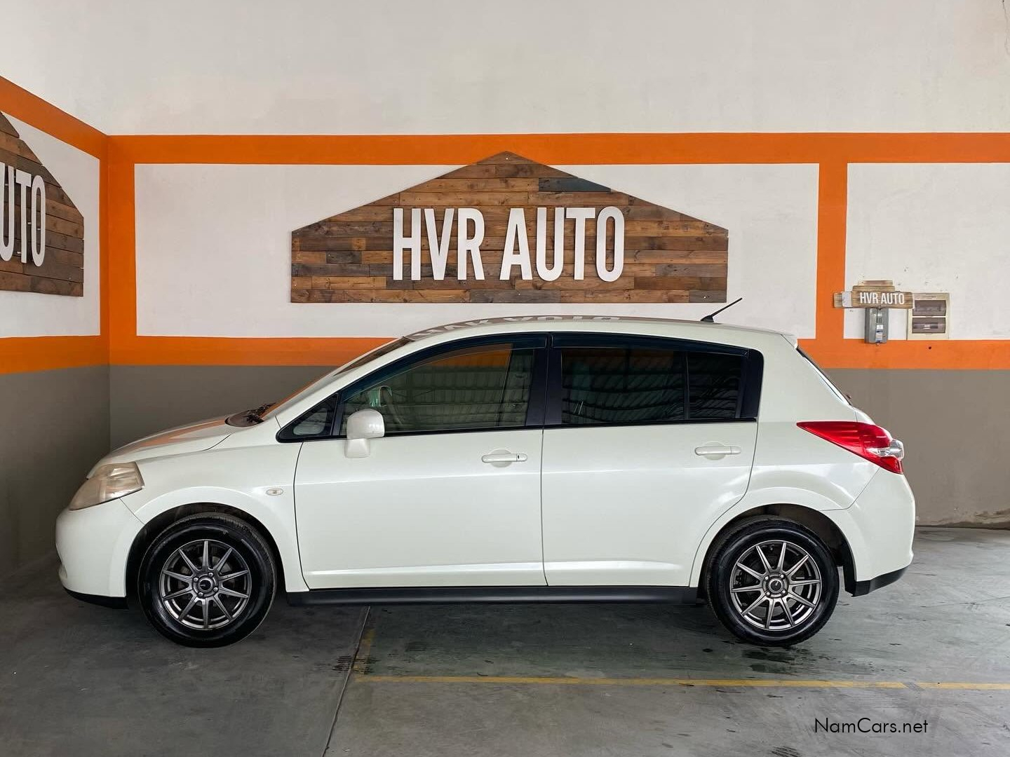 2012 Nissan Tiida photo 3
