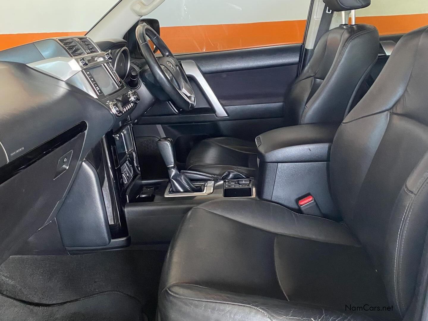 2014 Toyota Prado photo 4