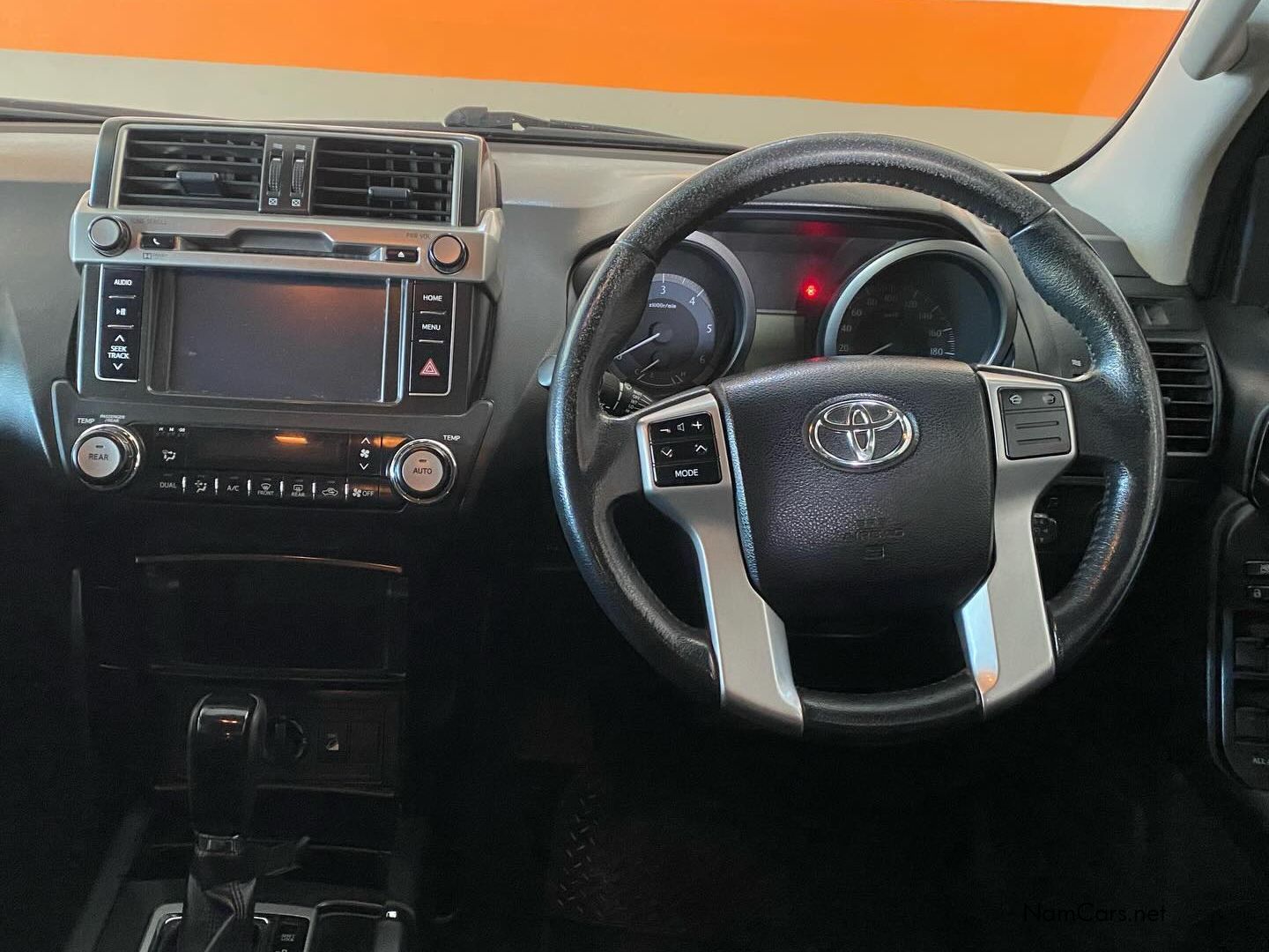 2014 Toyota Prado photo 5