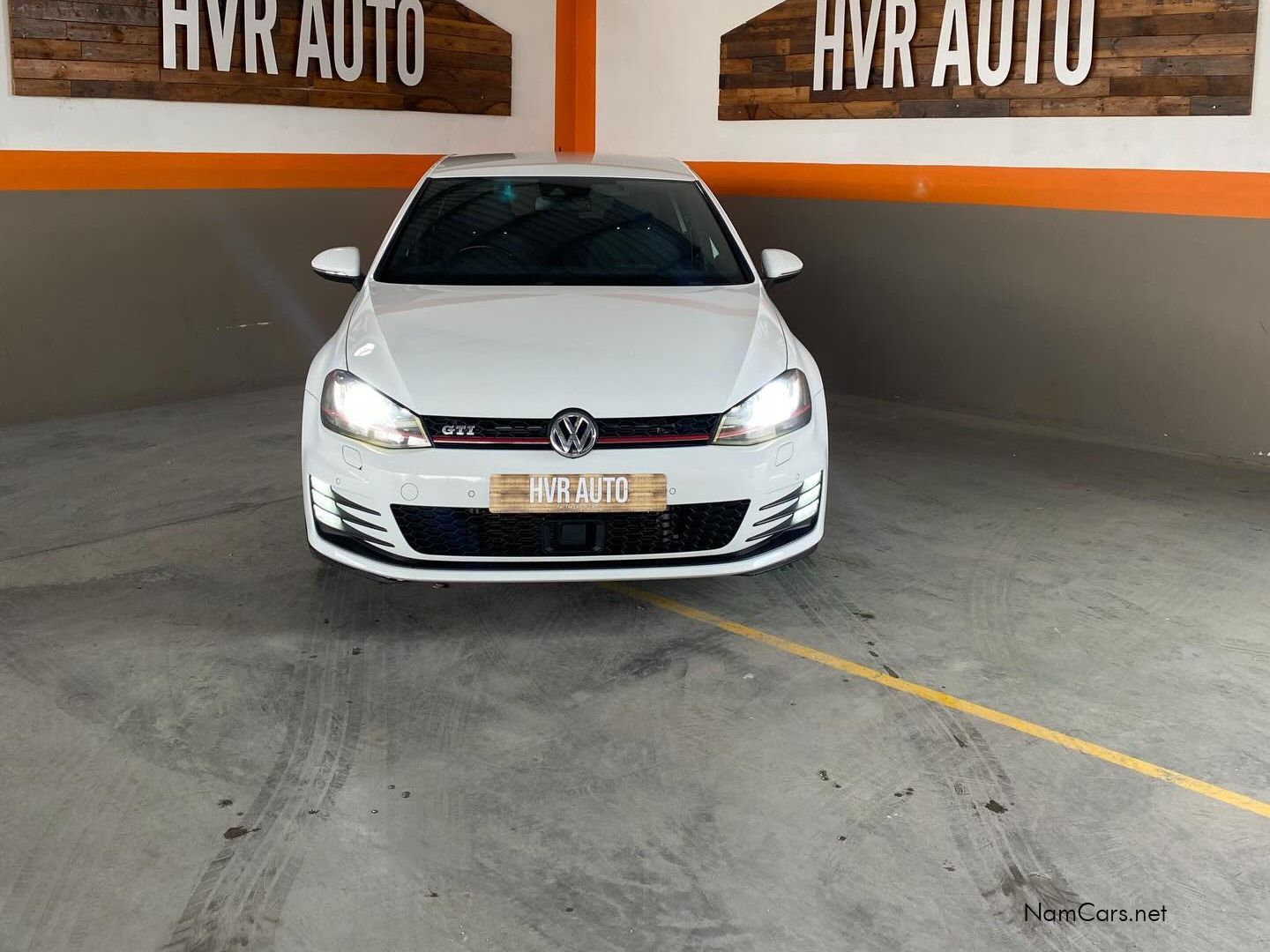 2015 Volkswagen Golf photo 1