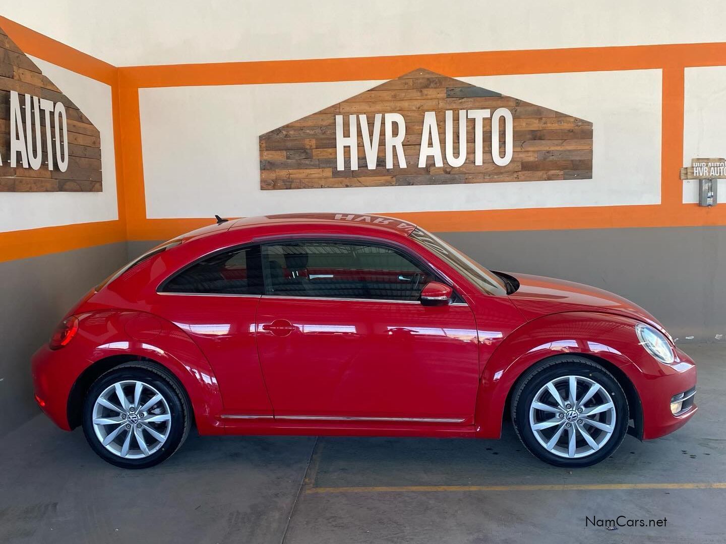 2013 Volkswagen Beetle photo 2