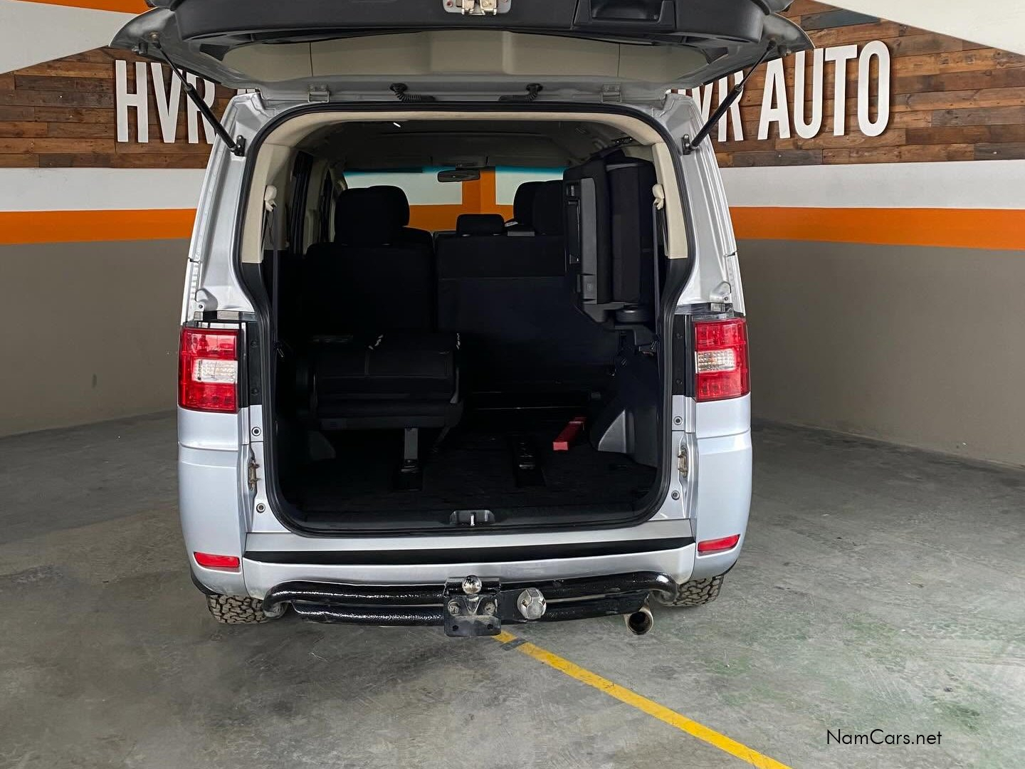 2013 Mitsubishi Delica photo 7