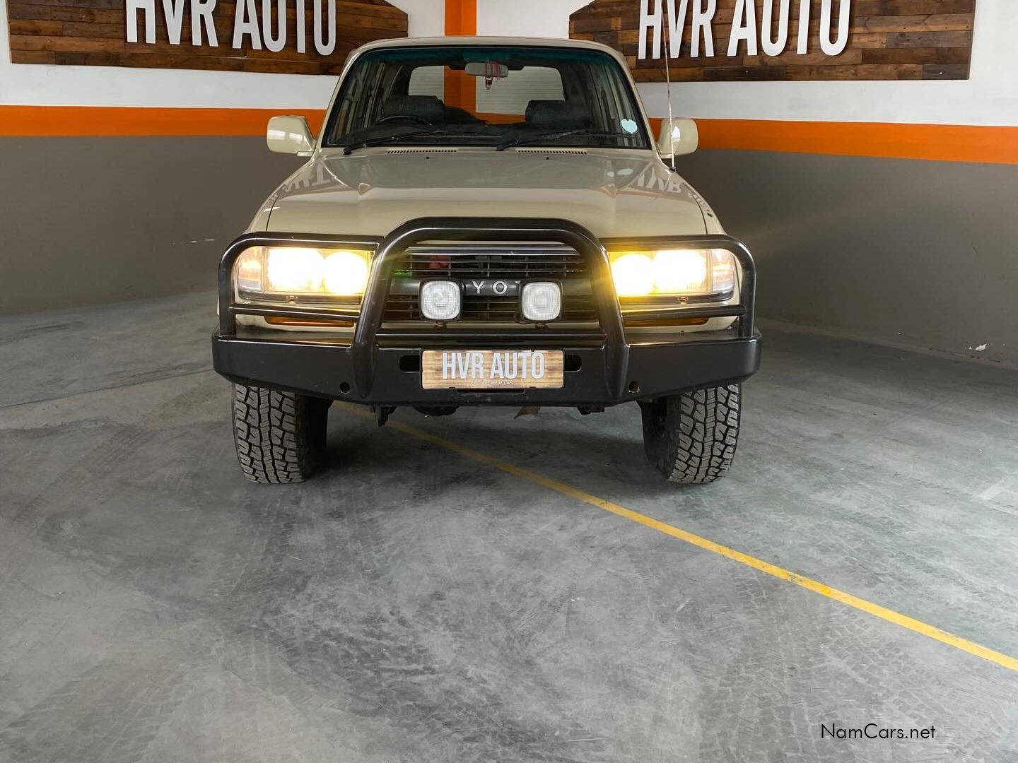 1995 Toyota Land Cruiser photo 1