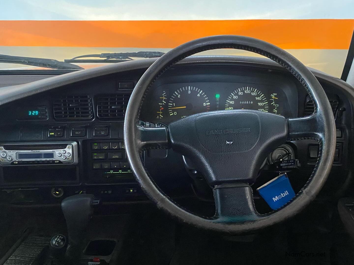 1995 Toyota Land Cruiser photo 5