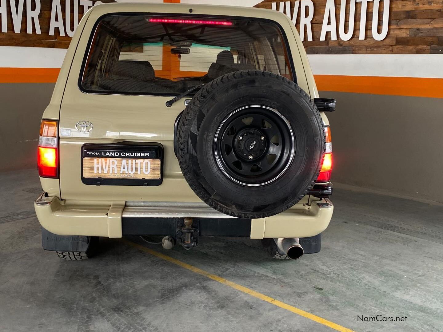 1995 Toyota Land Cruiser photo 8