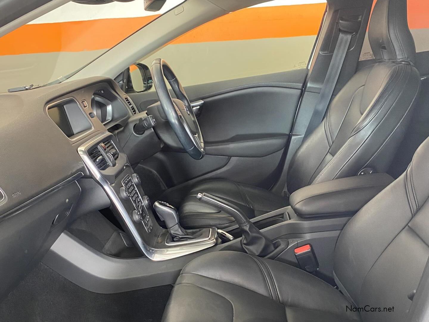 2014 Volvo V40 photo 4