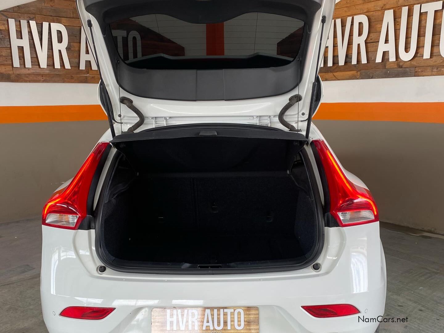 2014 Volvo V40 photo 7