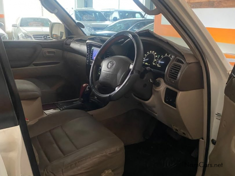 2002 Toyota Land Cruiser photo 6