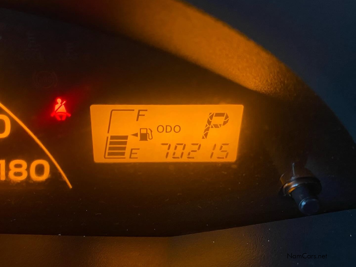 2011 Toyota Vitz photo 6