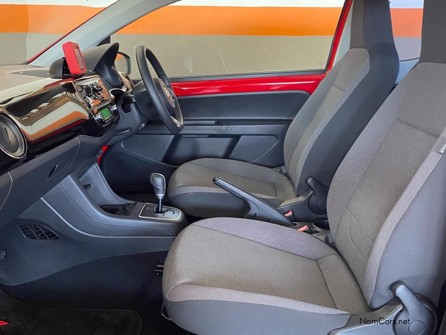2013 Volkswagen Up photo 4
