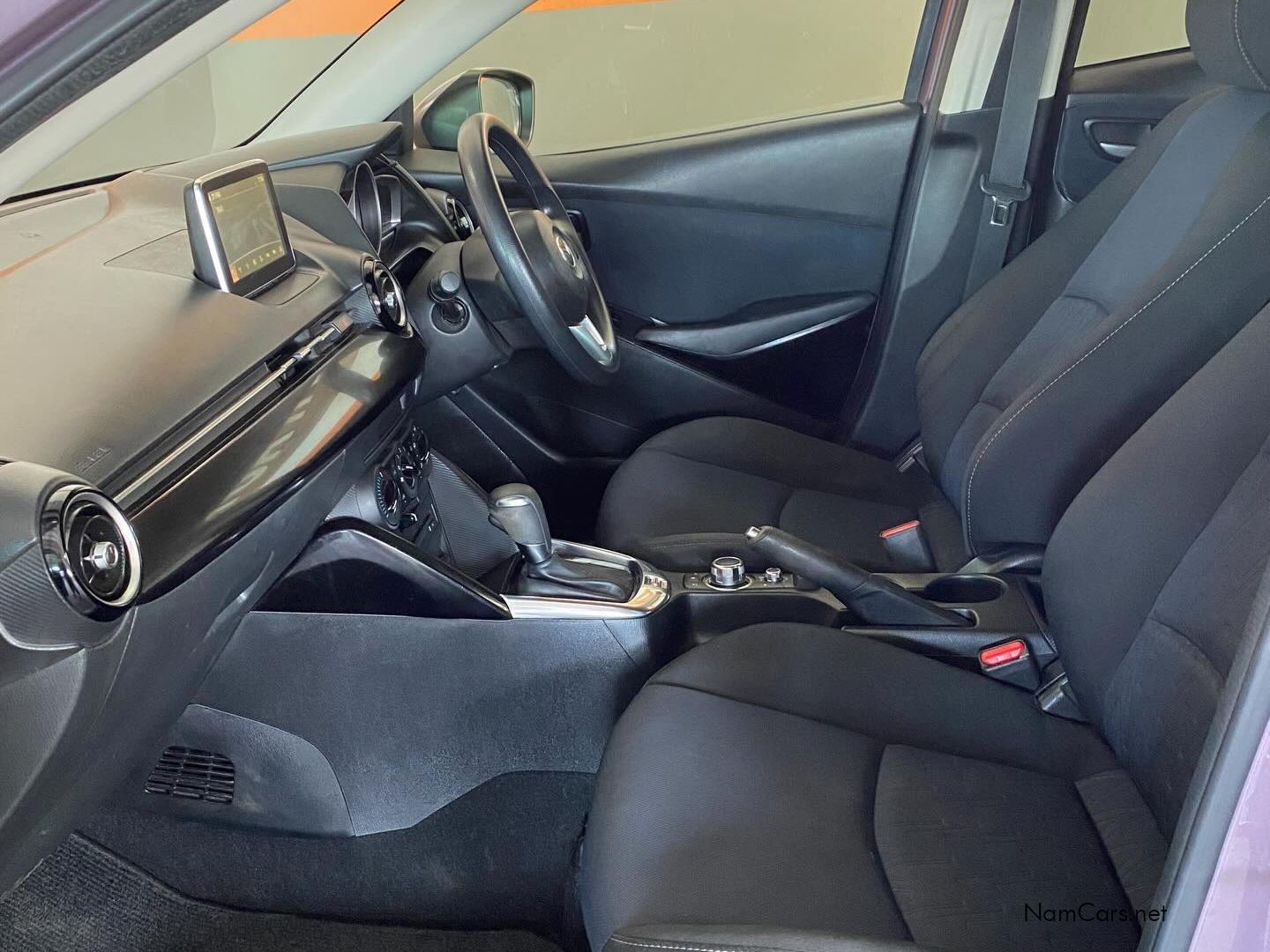 2014 Mazda Demio photo 4