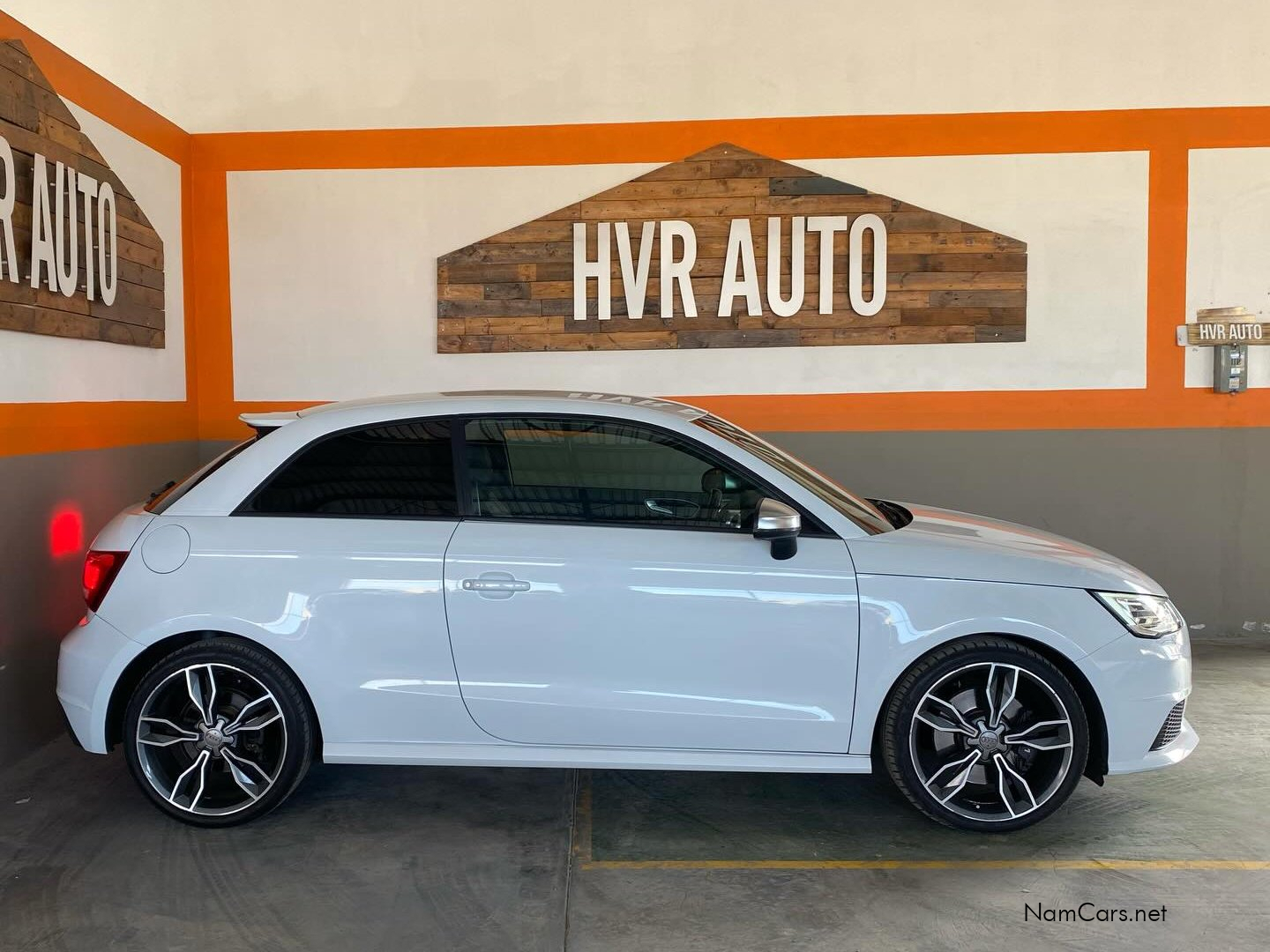 2016 Audi A1 photo 2